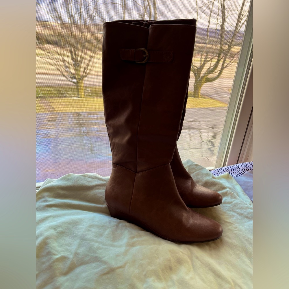 Arizona Anella Womens sz 7.5M Boots